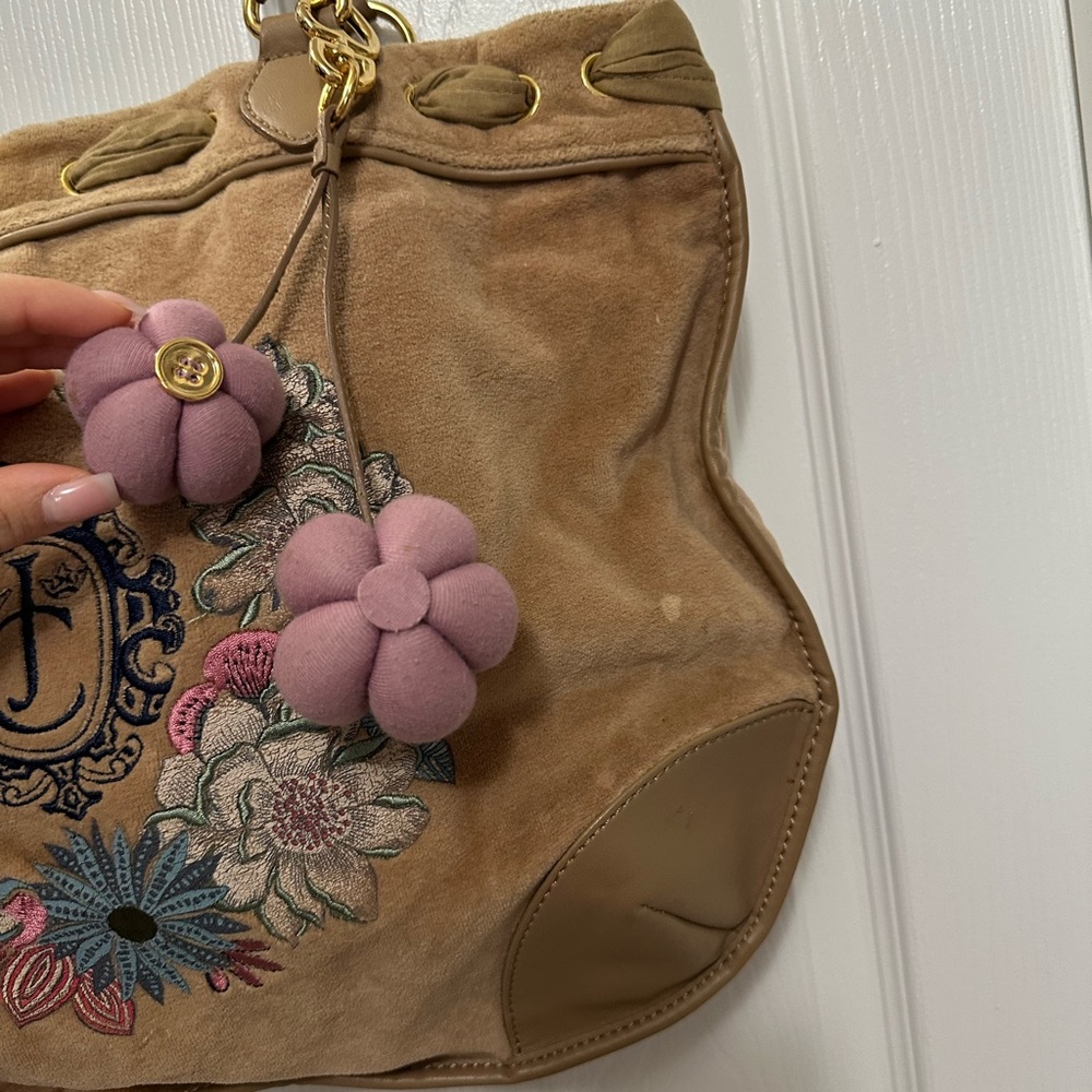 Juicy Couture Daydreamer Tan Floral Embroidered Tote Vintage - Picture 3 of 8